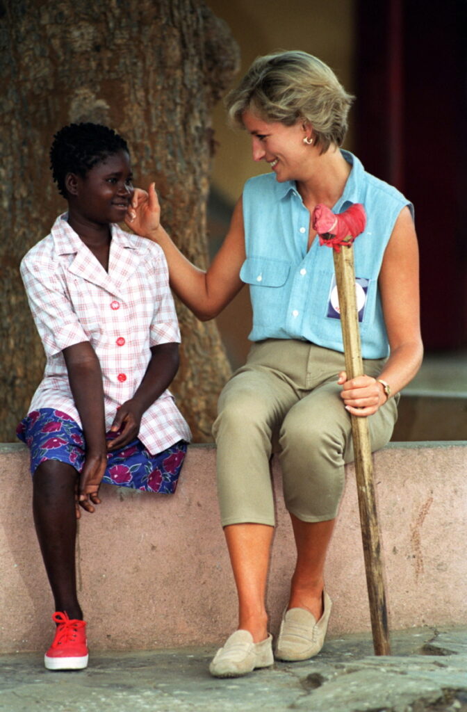 księżna Diana z wizytą w Afryce