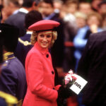 księżna Diana w różowym żakiecie