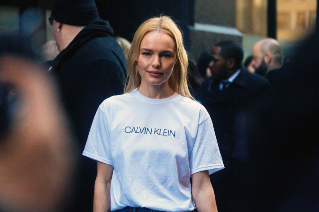 Kate Bosworth w koszulce Calvin Klein