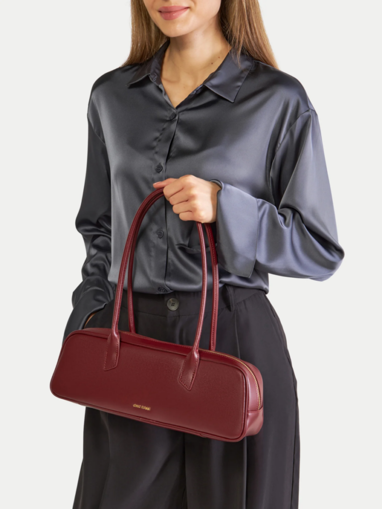 trendy na lato: torebka typu jamnik 