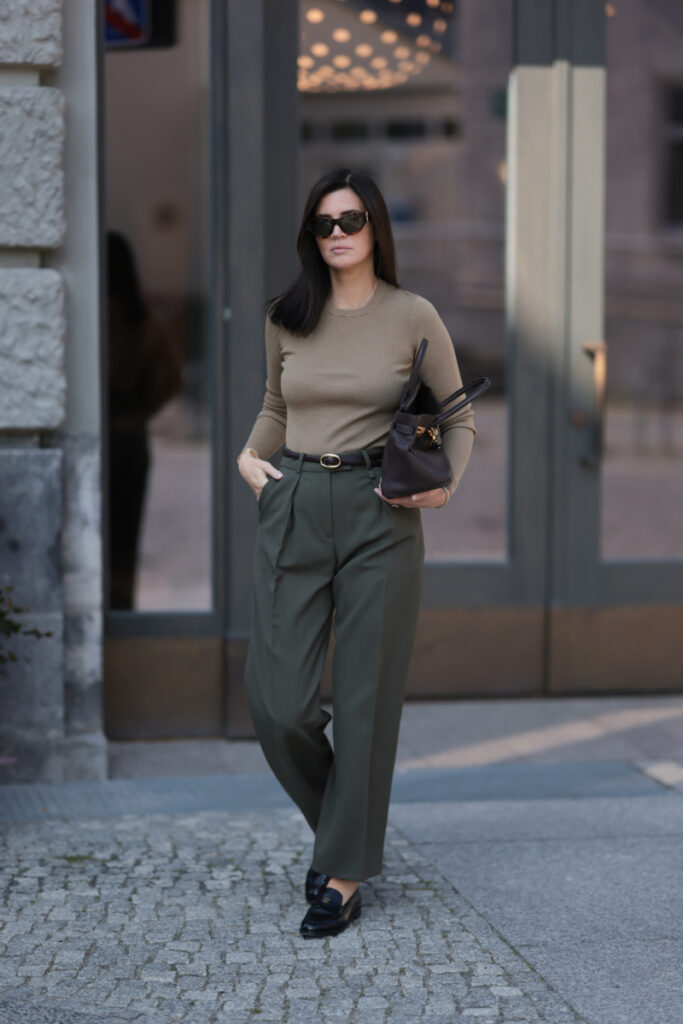 smart casual damski, spodnie w kant