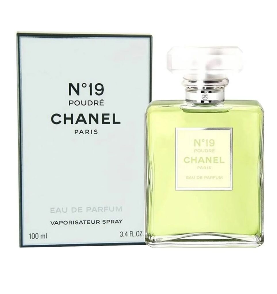 Perfumy old money: Chanel No. 19 Poudre