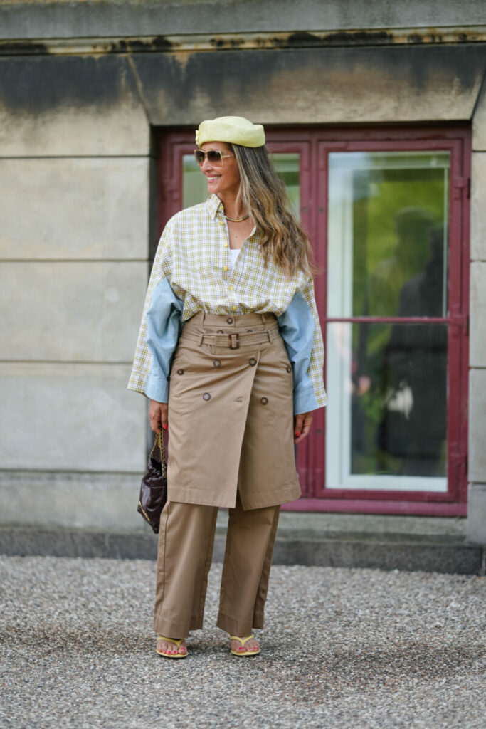 Koszula w kratkę i duet spódnica + spodnie – kopenhaski szyk z twistem