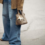 modne jeansy, jesien-zima