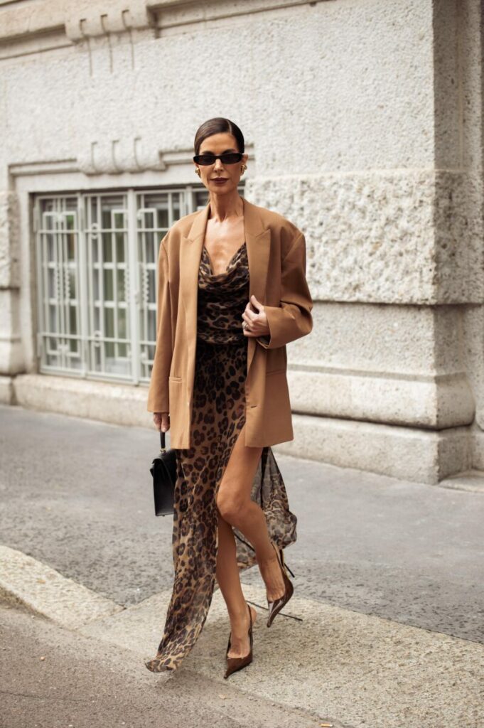 wzorzysta sukienka na wesele