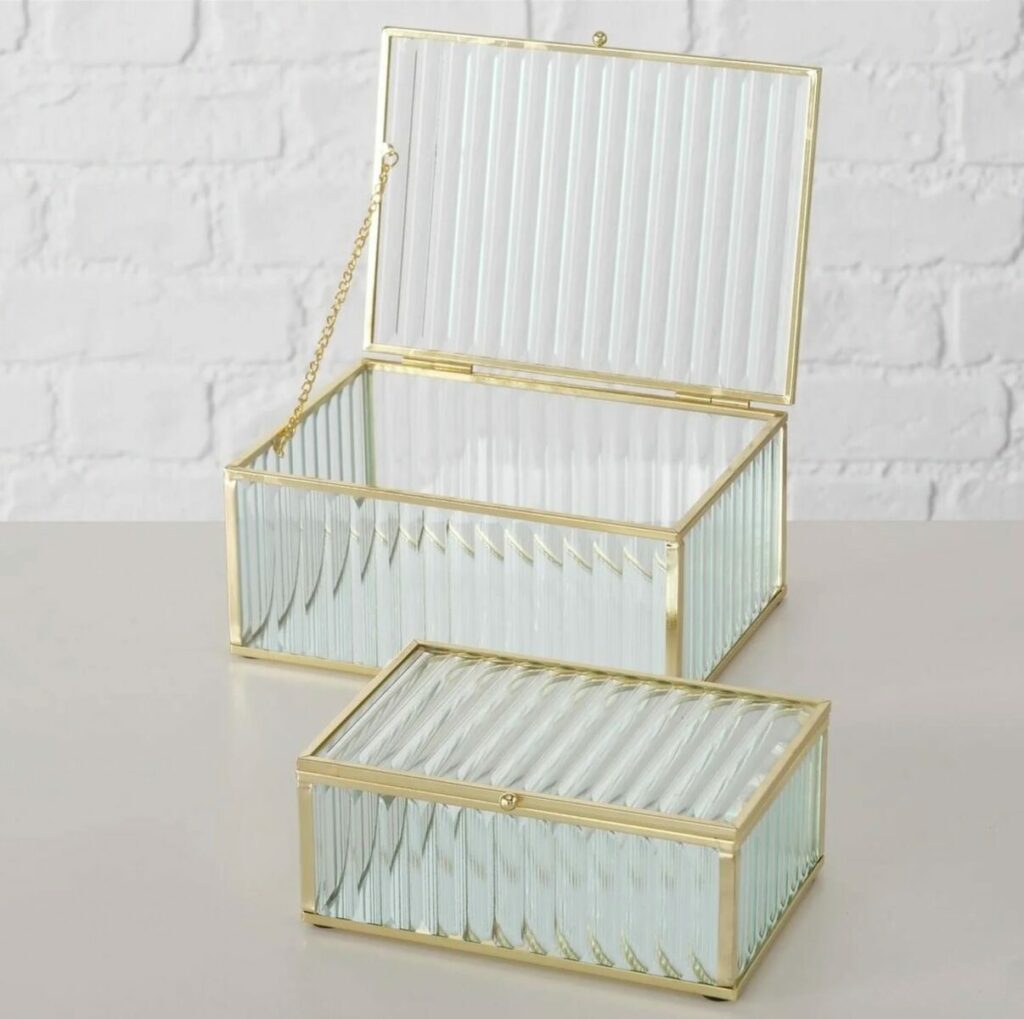 drobne upominki świąteczne, szkatulka na bizuterie
