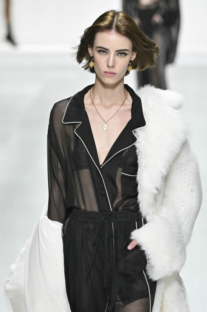 [Modne fryzury damskie 2026]: Bob Revival