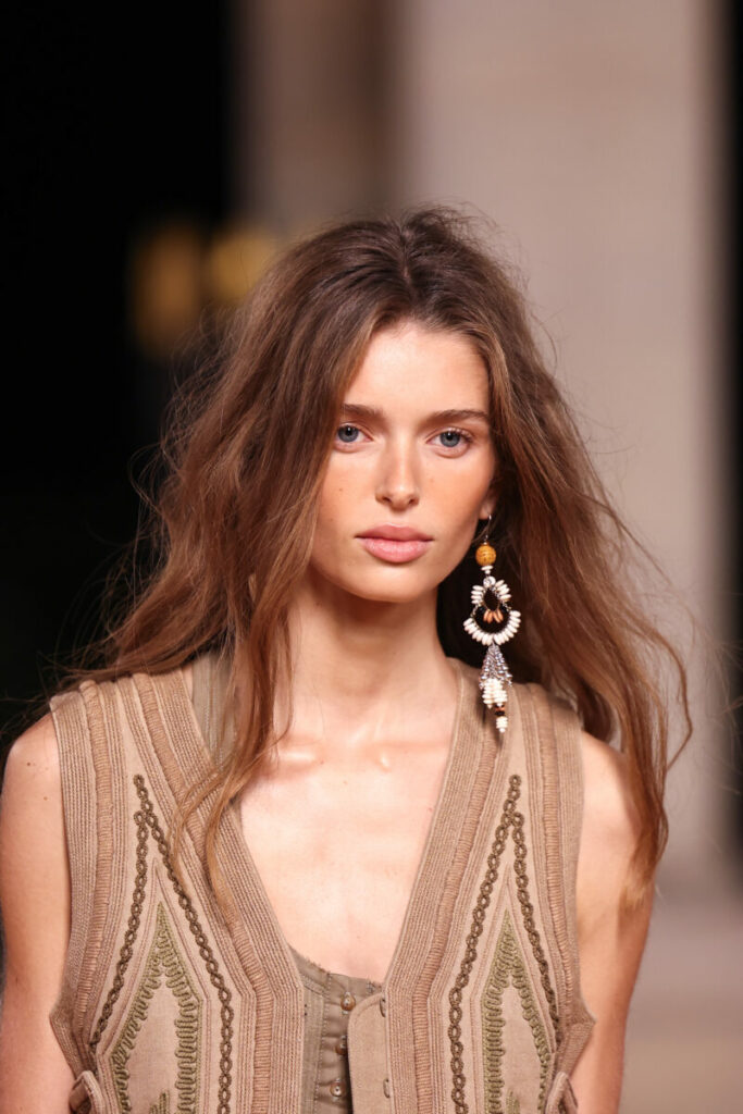 sunkissed skin, trendy makijaż 2026