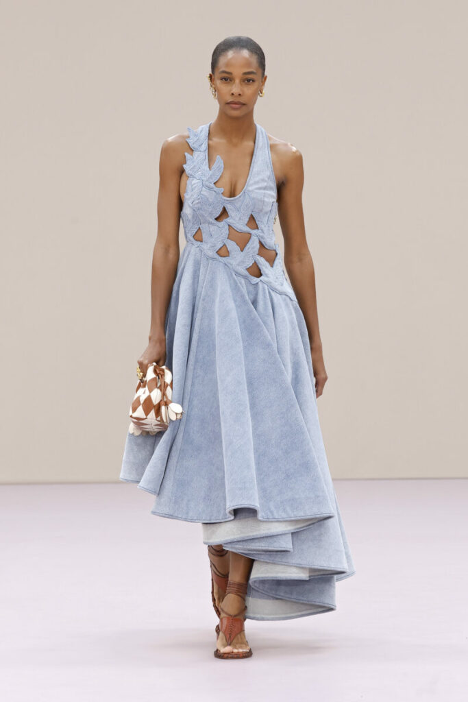 [Modne buty damskie na wiosnę i lato 2026]: japonki