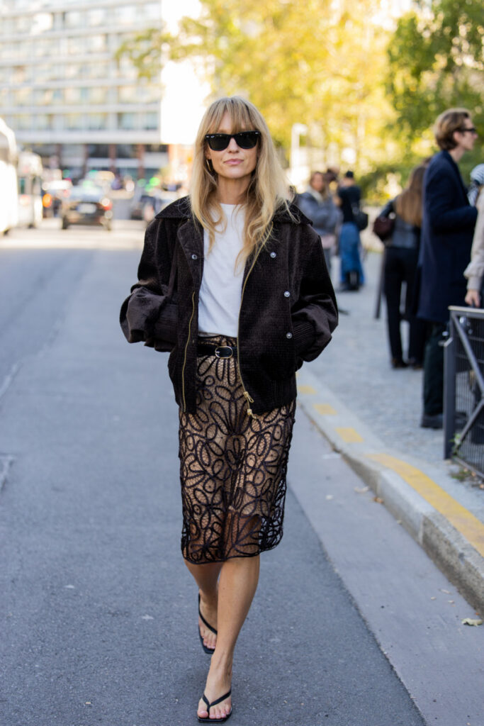 Japonki idealnie pasują do sukienek i spódnic