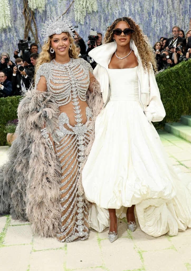 MET Gala 2026: Beyoncé (Balmain)