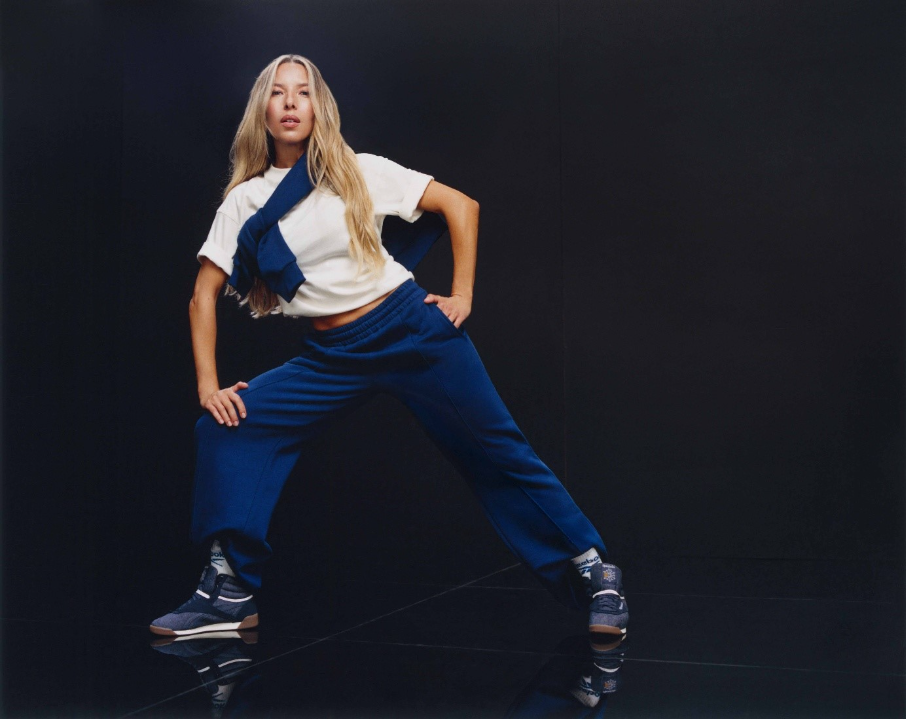 Reebok x Ewa Chodakowska AW26: granat to nowa czerń 